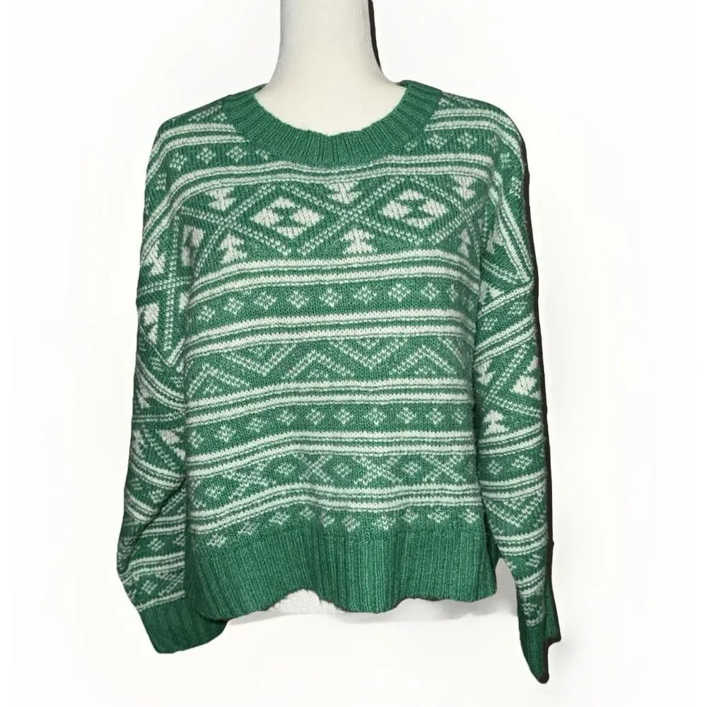 American Eagle Green Fair Isle Sweater Crewneck Snowdrift Warm Cozy Large St Pat